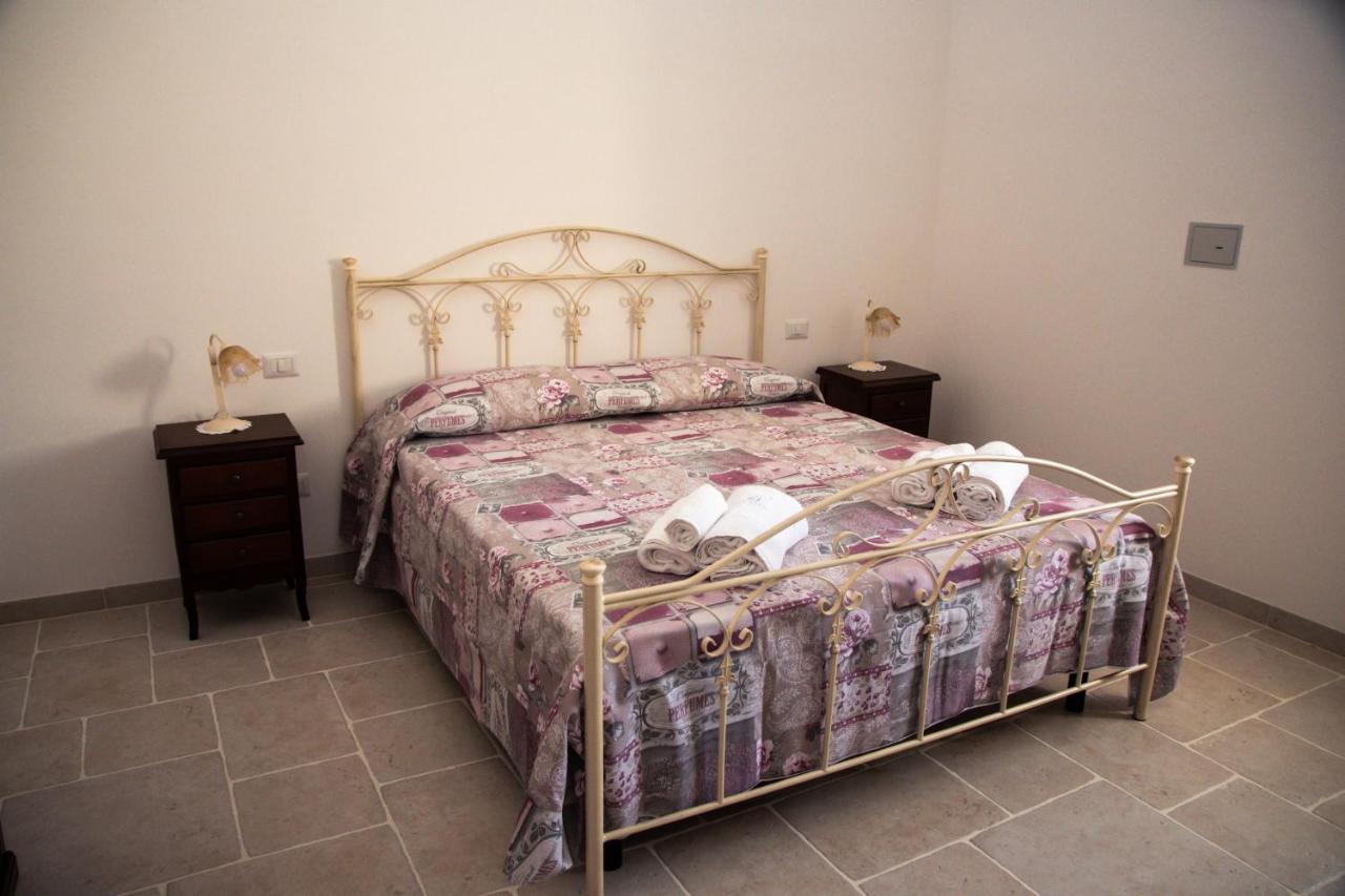Bed and Breakfast Trulli Donna Isabella Locorotondo Exterior foto