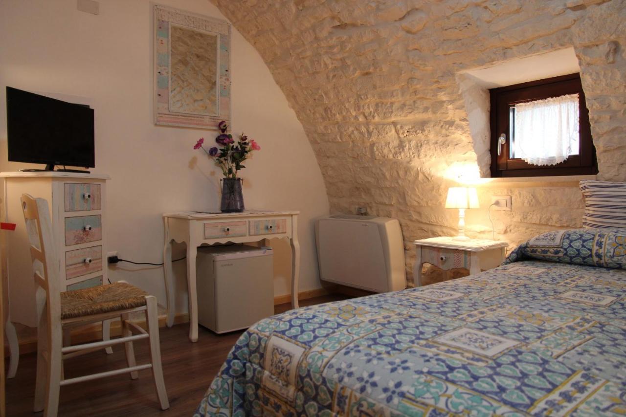 Bed and Breakfast Trulli Donna Isabella Locorotondo Exterior foto