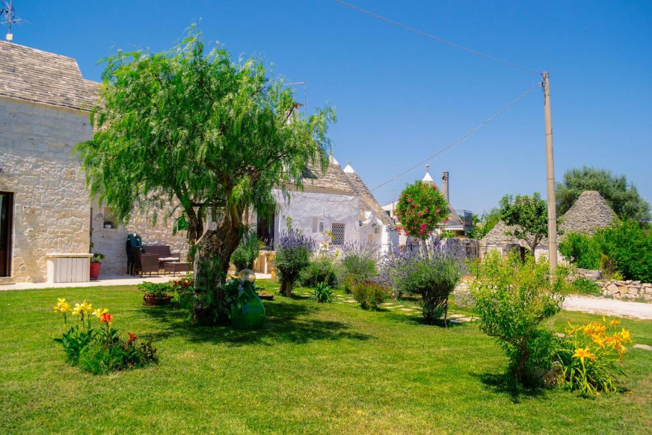 Bed and Breakfast Trulli Donna Isabella Locorotondo Exterior foto