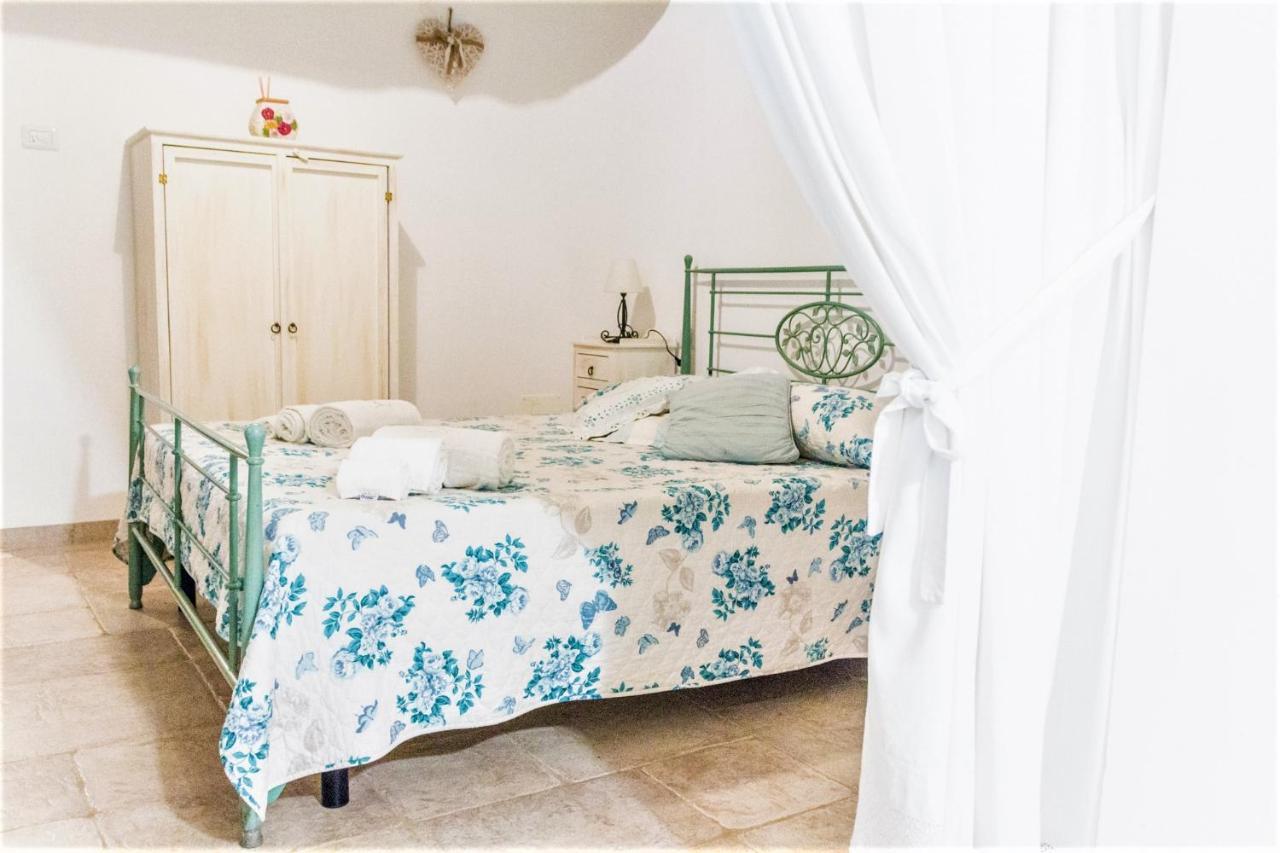 Bed and Breakfast Trulli Donna Isabella Locorotondo Exterior foto