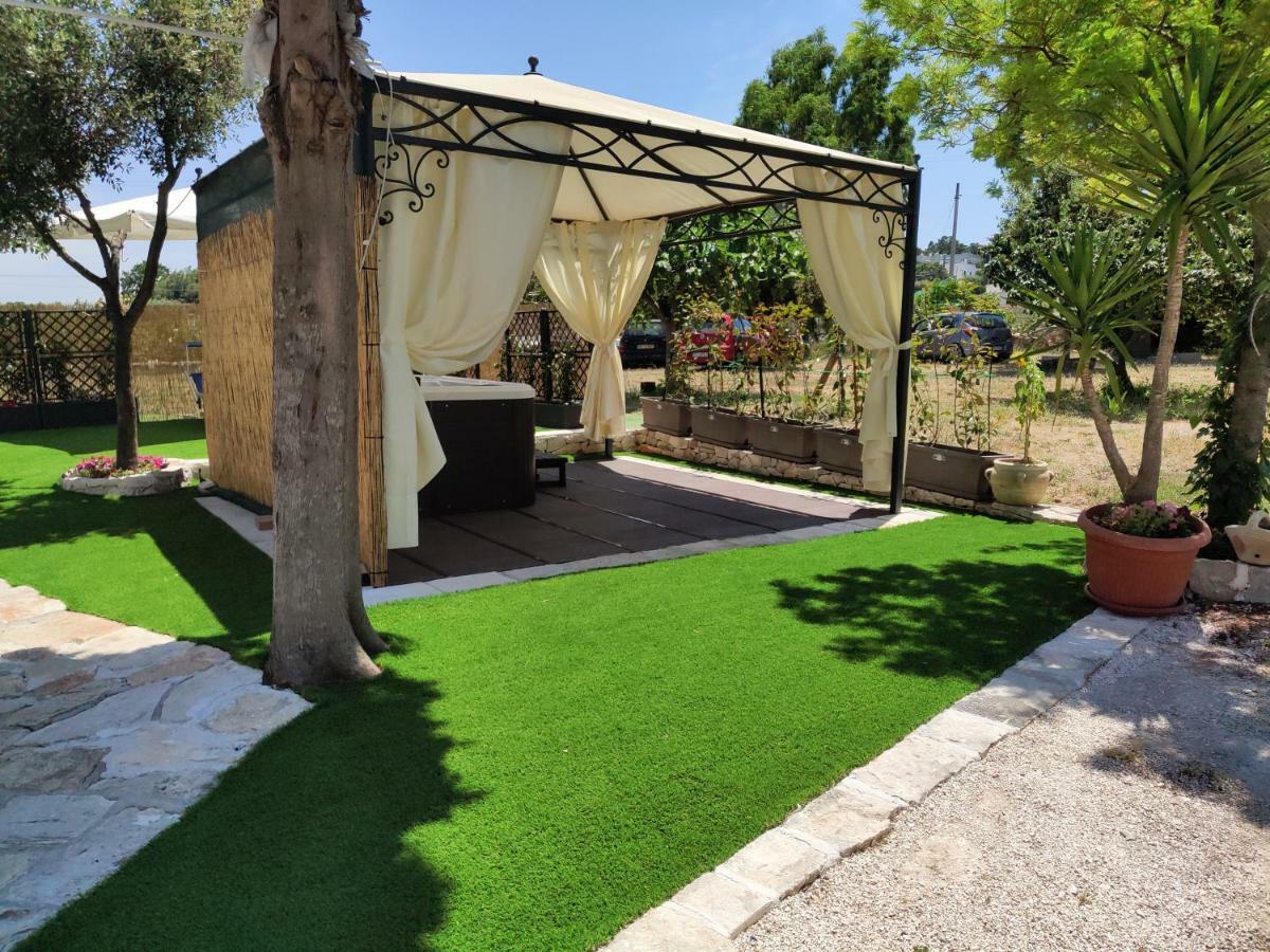 Bed and Breakfast Trulli Donna Isabella Locorotondo Exterior foto